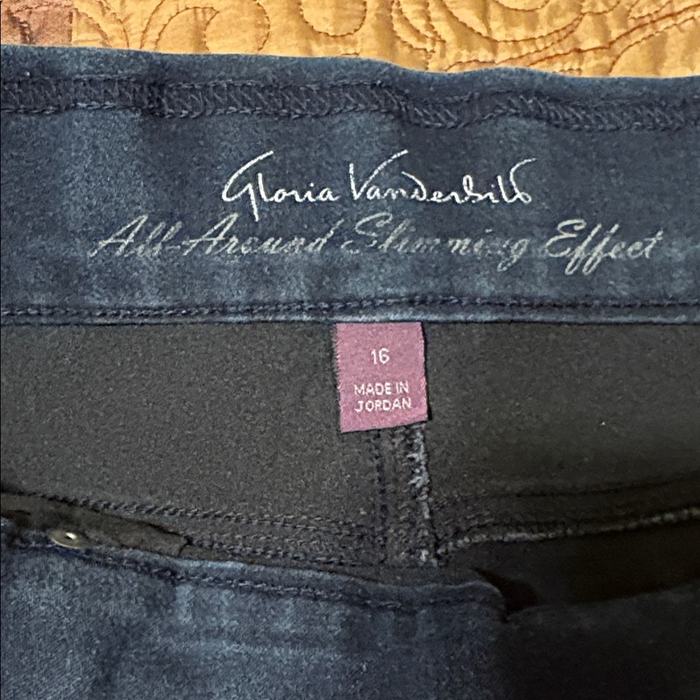 Gloria Vanderbilt Women's Navy Straight Leg Jeans
